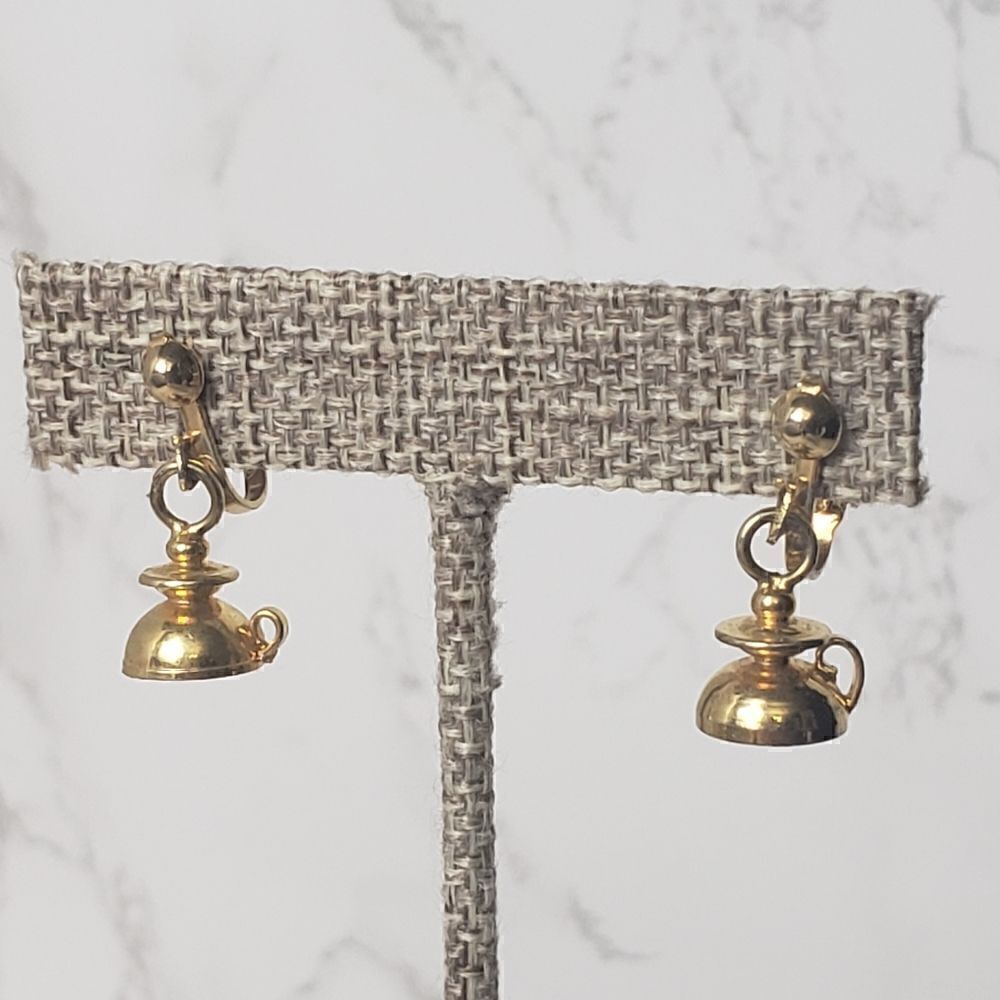 VINTAGE Goldtone Inkwell Kettle Candle Holder Clip-on Earrings